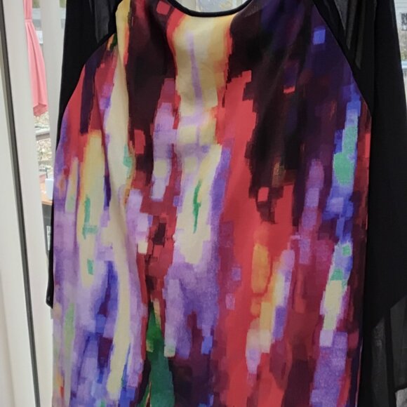 Pyramid Collection 2X black abstract sheer layered blouse with long sleeves - Picture 6 of 6